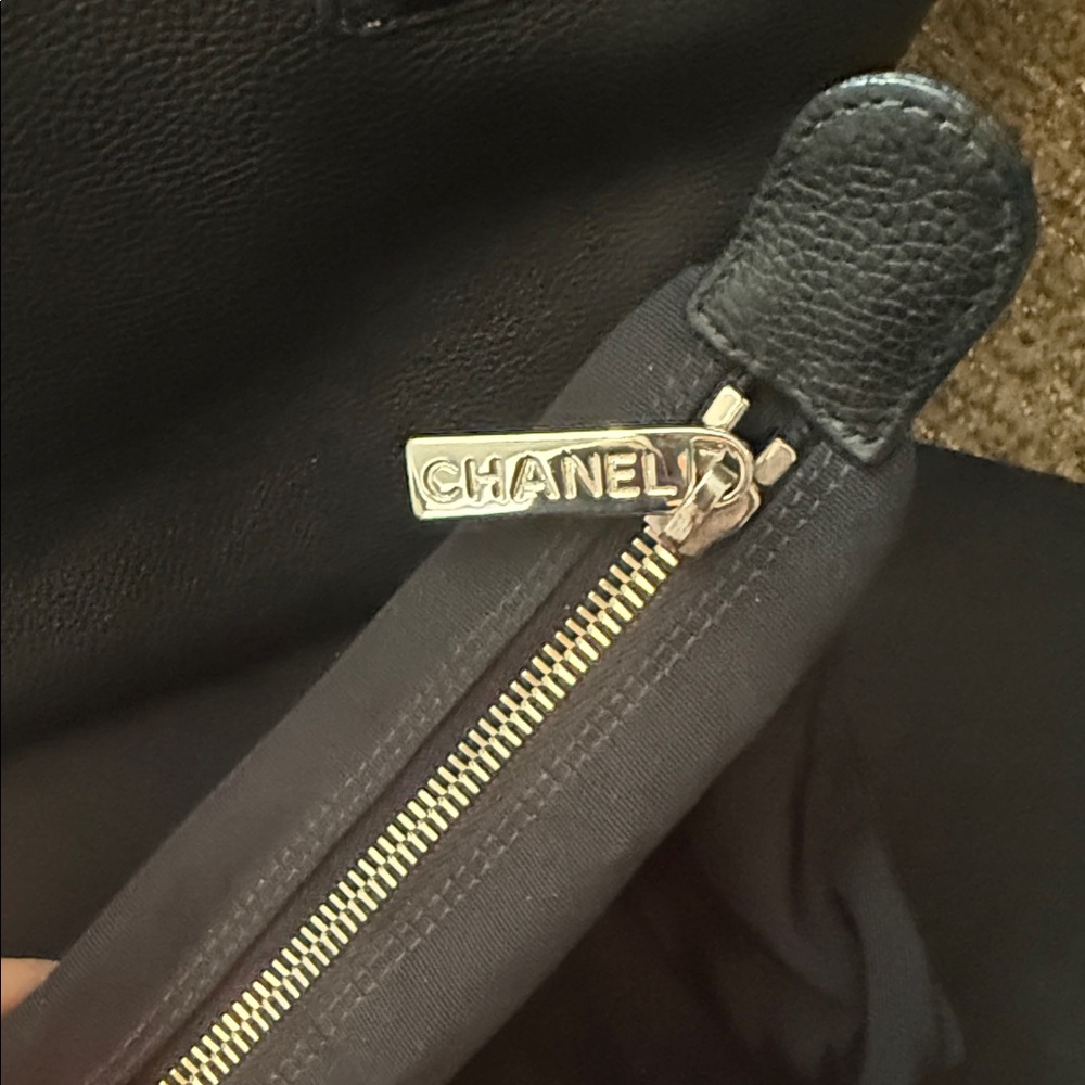 Chanel Executive Black Tote Bag - Picture 14 of 16